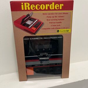 iRecorder Retro Speaker for iPhone - Red